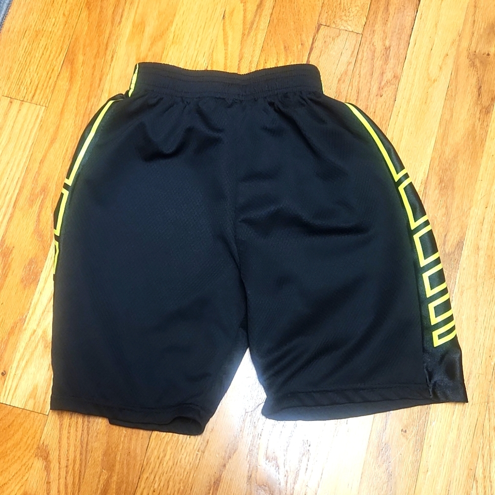Boy's 10/12 Basketball Shorts, VGUC